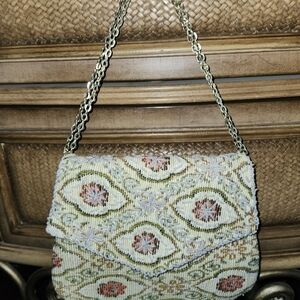 Hand Made Vintage & Elegant Floral Beaded Bag with Gold Chain